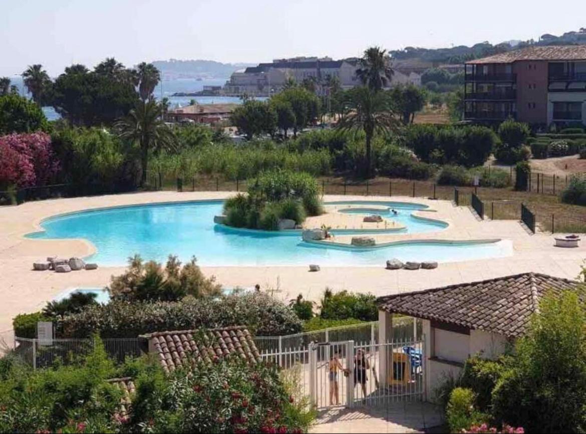 Plage / Beach / Marines De Gassin / Saint-Tropez Exteriör bild
